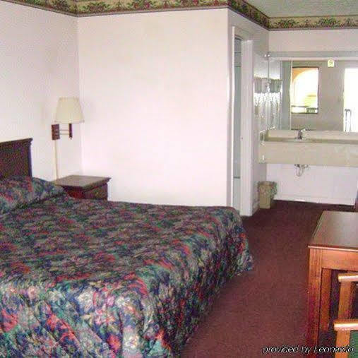 Hogansville Garden Inn & Suites מראה חיצוני תמונה